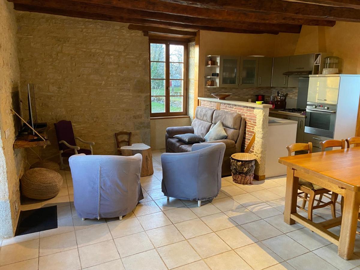 Notre Petite Maison Dans La Prairie Saint-Germain-du-Bel-Air Екстериор снимка